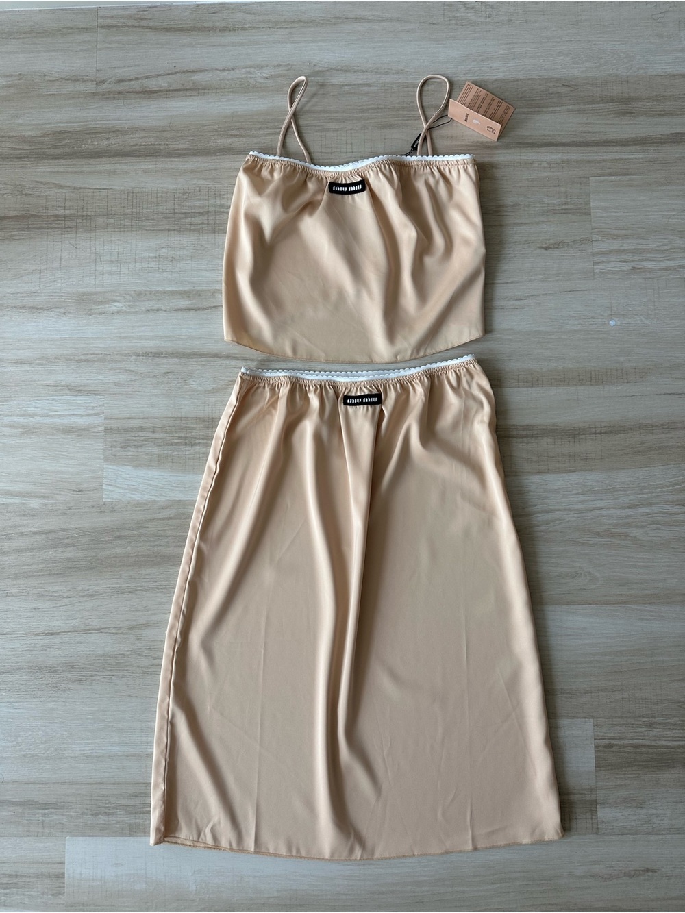 Cream Satin Camisole and Skirt Set - Picture 9 of 10